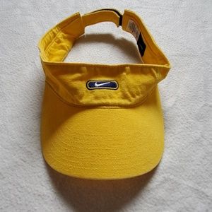Nike visor🌞